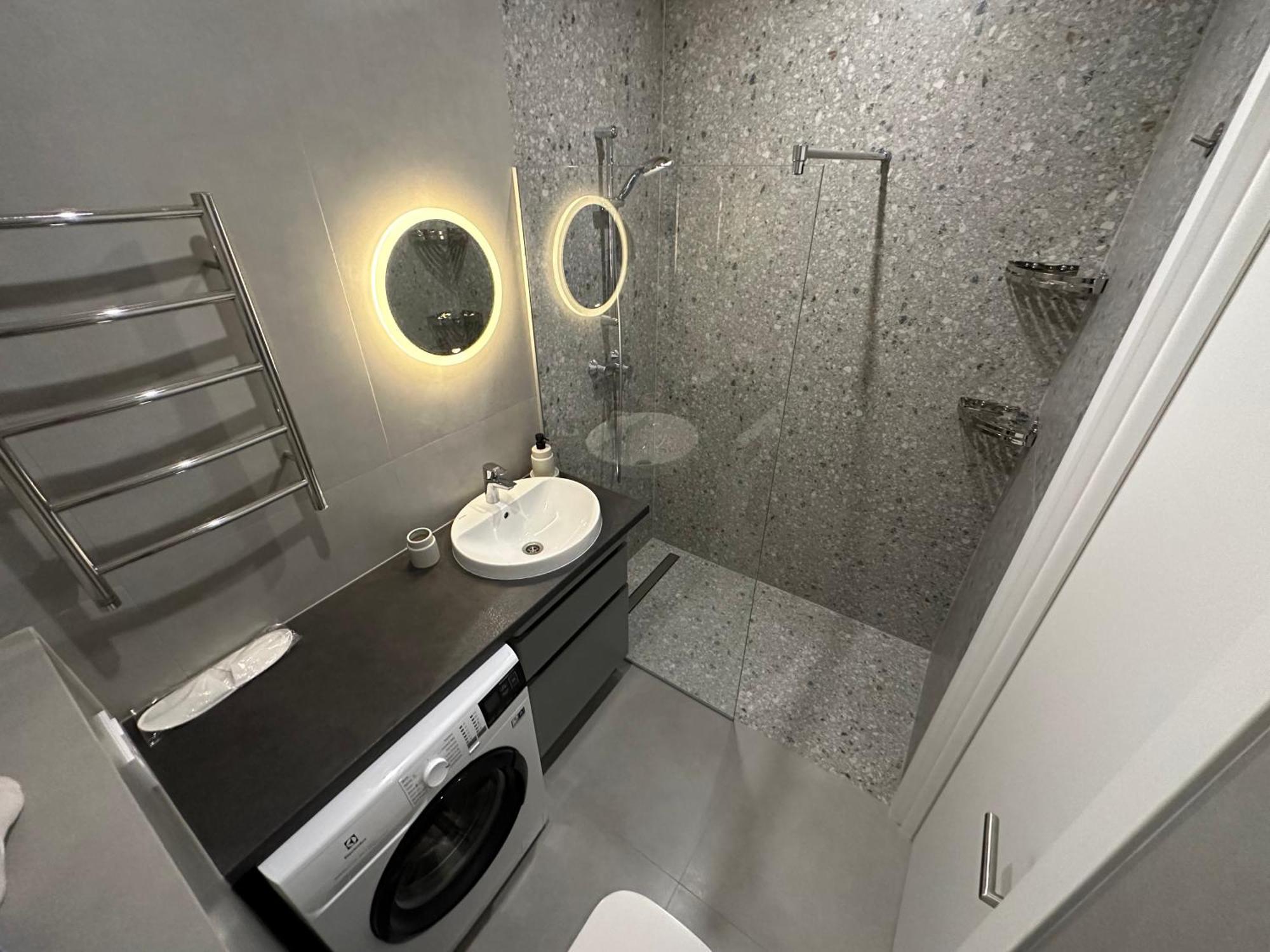 Apartamento Avalon On Lypynskogo Street Leópolis Exterior foto